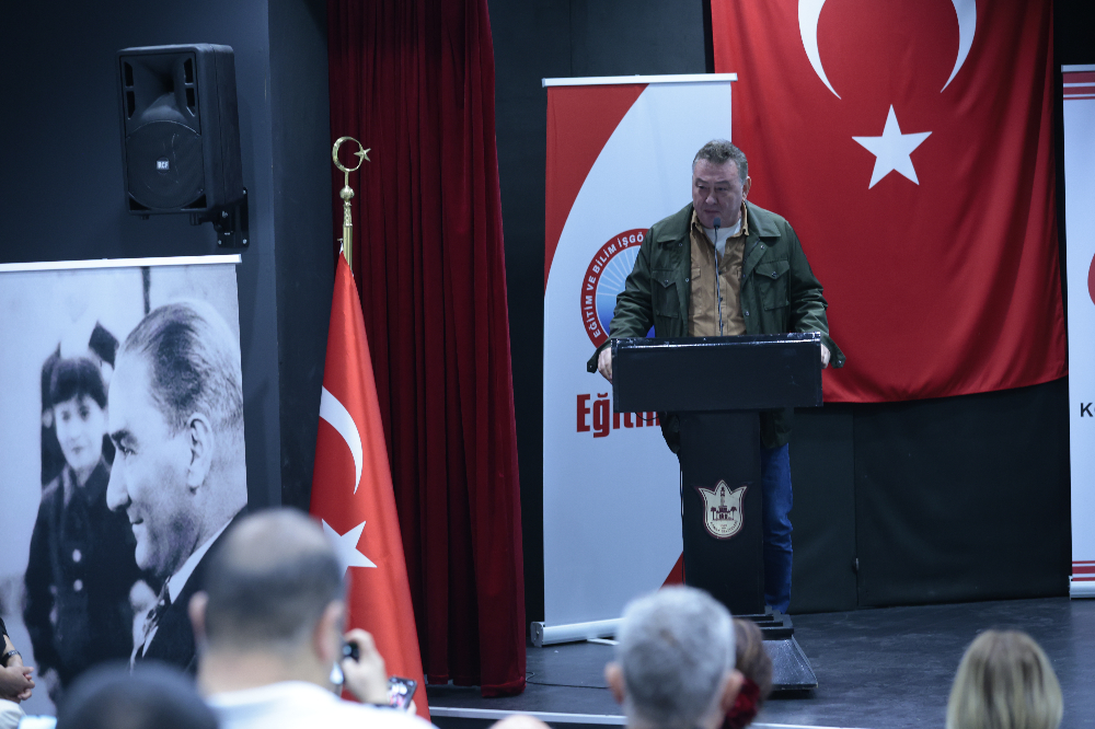 Bir Devrim Neferi Mustafa Necati