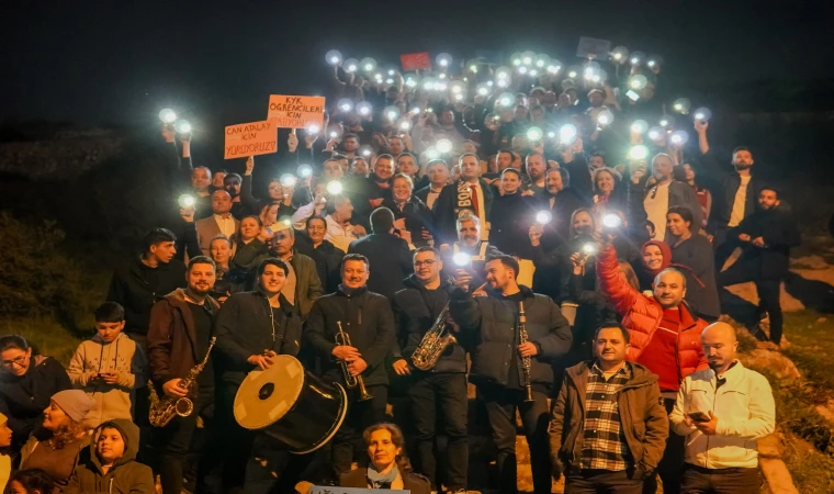 CHP Bornova Adayına Coşkulu Karşılama