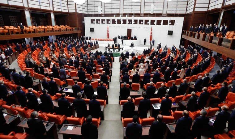'Yandaştan' al haberi! Yeni yargı paketinin ayrıntıları ortaya çıktı: Hangi suçlara tutuklama geleceği belli oldu