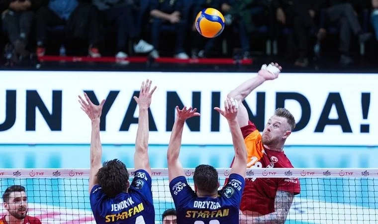 Filedeki derbide Galatasaray, Fenerbahçe'yi devirdi!