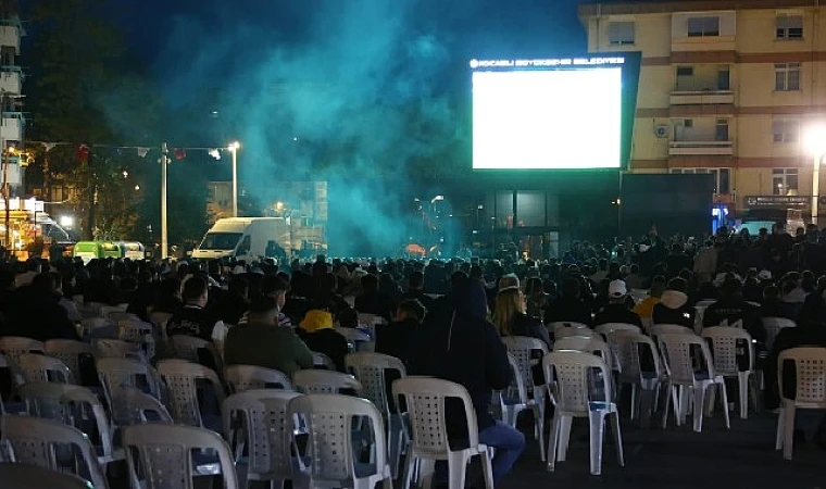 Meydan, “Şampiyon Kocaelispor” sesleriyle inledi