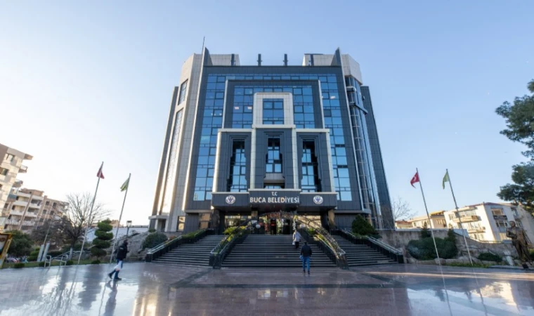 Buca Belediyesi’nde çalışanlar iş durdurdu