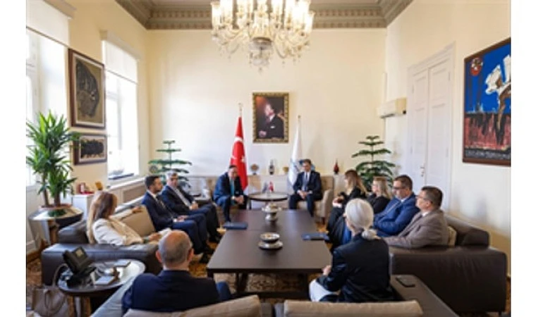 İzmir ve Selanik arasındaki dostluk köprüsü güçleniyor