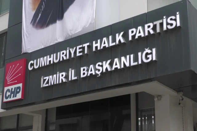 CHP’de İzmir İl Başkanı olmak…