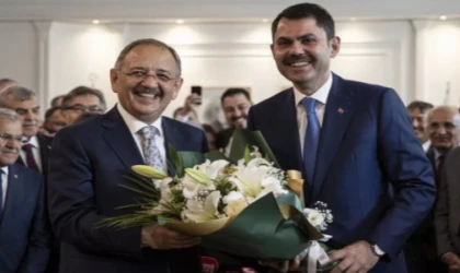 Murat Kurum yeniden makamda