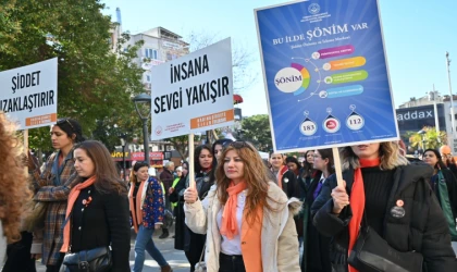 Manisa’da kadına yönelik şiddete birlikte ’Dur’ dediler