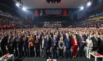 Kurultay Davası ertelendi