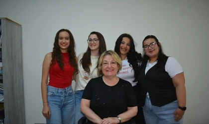 Egeli “Geri Dönüşüm Dedektifleri” çevre bilinci için sahada…