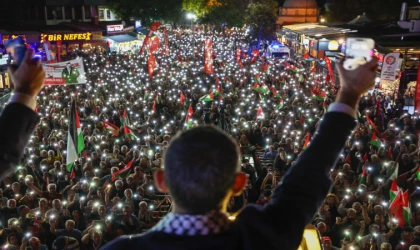 Özgür Özel: Yaşasın özgür Filistin!