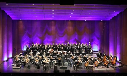 İDSO DenizBank Konserleri’nde Ulu Önder’e “Son Veda” ile saygı duruşu