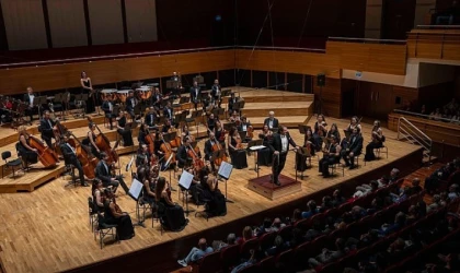 İzmir’de unutulmayacak bir klasik müzik gecesi