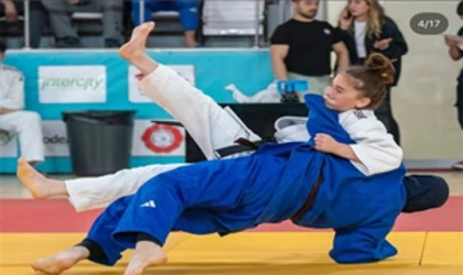 İzmir’in judocuları yenilgisiz şampiyon