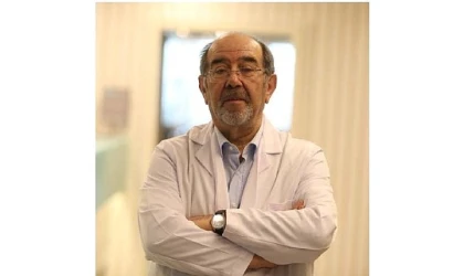 Alzheimer hastalarına yaklaşımda empati ve sabır önemli!