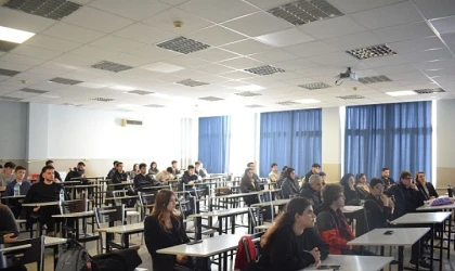 Ege Üniversitesinde engeller “Akran Mentörlüğü” ile aşılıyor