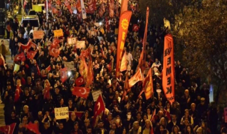 İmamoğlu protestoları sürerken polisten ev baskınları: Çok sayıda kişi gözaltında