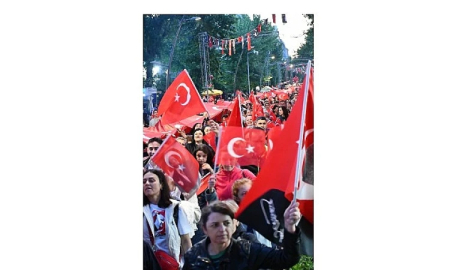 Gazapizm Lüleburgaz'ı salladı