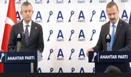 CHP lideri Özgür Özel’den Anahtar Parti'ye ziyaret