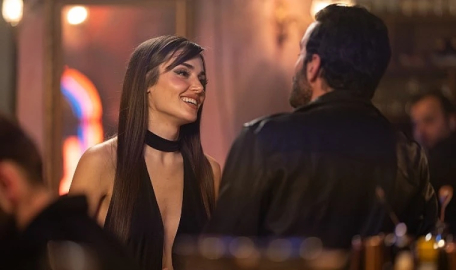 Hande Erçel ve Barış Arduç’un Başrollerinde Yer Aldığı "Aşkı Hatırla" Dizisinden Yeni Tanıtım Yayınlandı!