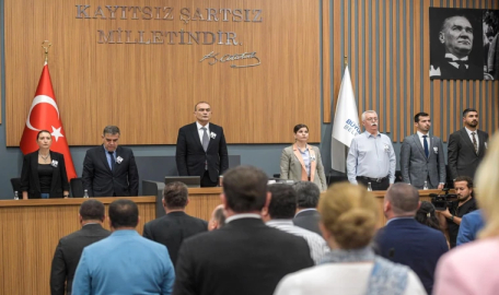 İzmir Büyükşehir Meclisi'nden Ferdi Başkan'a anma