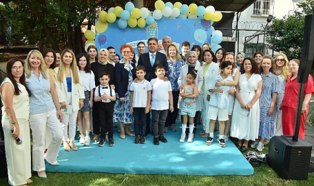 Tohum Otizm Vakfı Eğitim Kurumları’ndan Duygu Dolu Yıl Sonu Gösterisi