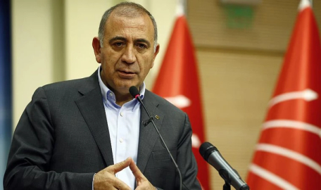 Gürsel Tekin’e bir şok daha