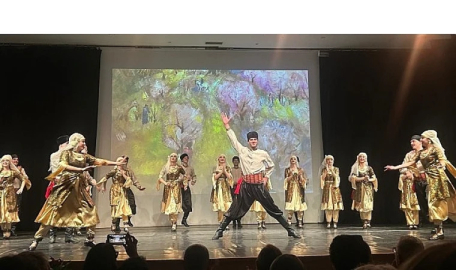 Ege Üniversitesi Devlet Türk Musikisi Konservatuarından "Uca Dağlar" turneye çıkıyor