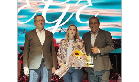 20. Ayvalık Uluslararası Zeytin Hasat ve Turizm Festivali’nde müzik dolu gece...