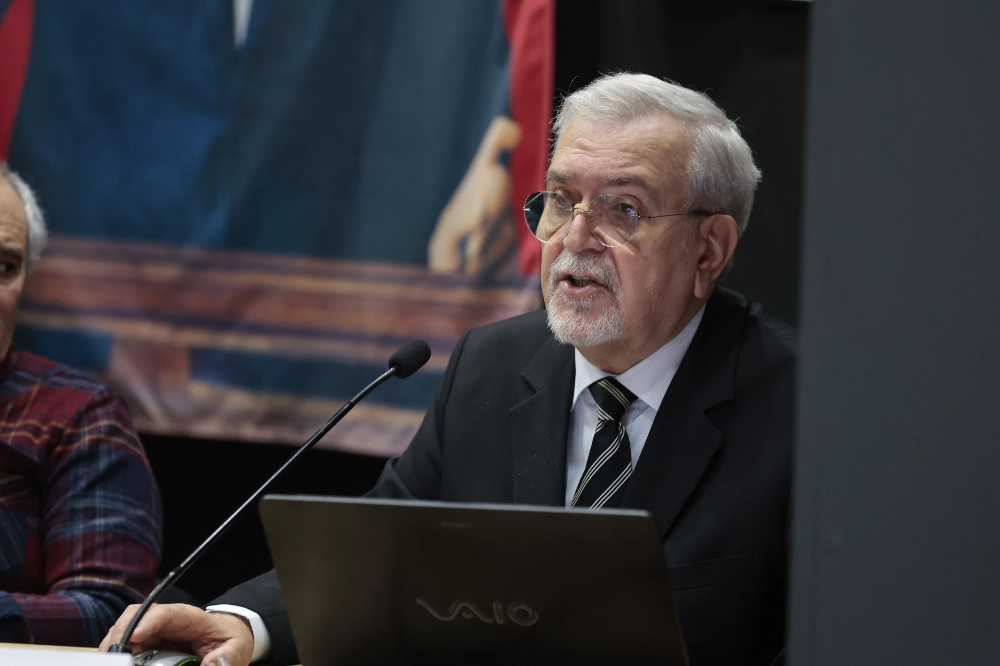 Bir Devrim Neferi Mustafa Necati