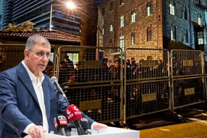 İzmir Büyükşehir Belediyesi’nin kullandığı tarihi binaya polis ablukası