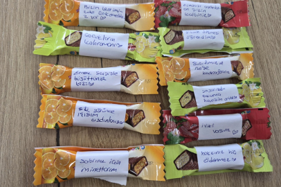 Ardeşen’den yürek ısıtan hareket: Öğrencilerden öğretmenlerine moral sürprizi