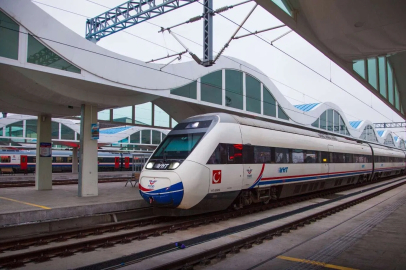 YHT seferlerine inşaat ayarı... 13 Ağustos'a kadar 6 tren seferine iptal