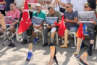 Gazi Rehabilitasyon Merkezi önünde abluka: Parktan atılan gaziler İçişleri Bakanlığı'na yürümek istiyor