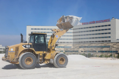 Bursa Şehir Hastanesi'nin iç yollarına Büyükşehir eli