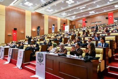 Ankara'da gençler bağımlılıkla mücadeleyi konuştu
